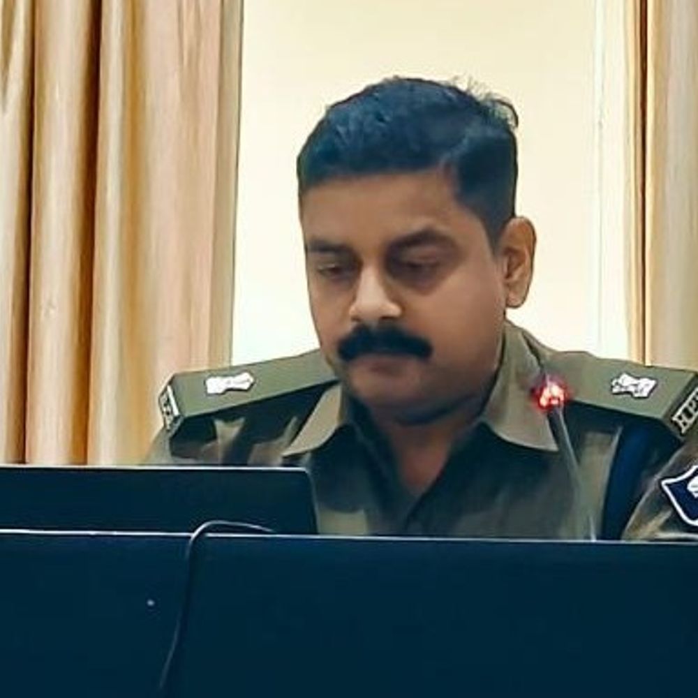 भोजपुर के पीरो SDPO हटाए गए, रीडर गिरफ्तार:कार्यालय से अधिकारियों के फर्जी ट्रांसफर लेटर तैयार किए गए थे, पटना साइबर पुलिस कर रही जांच