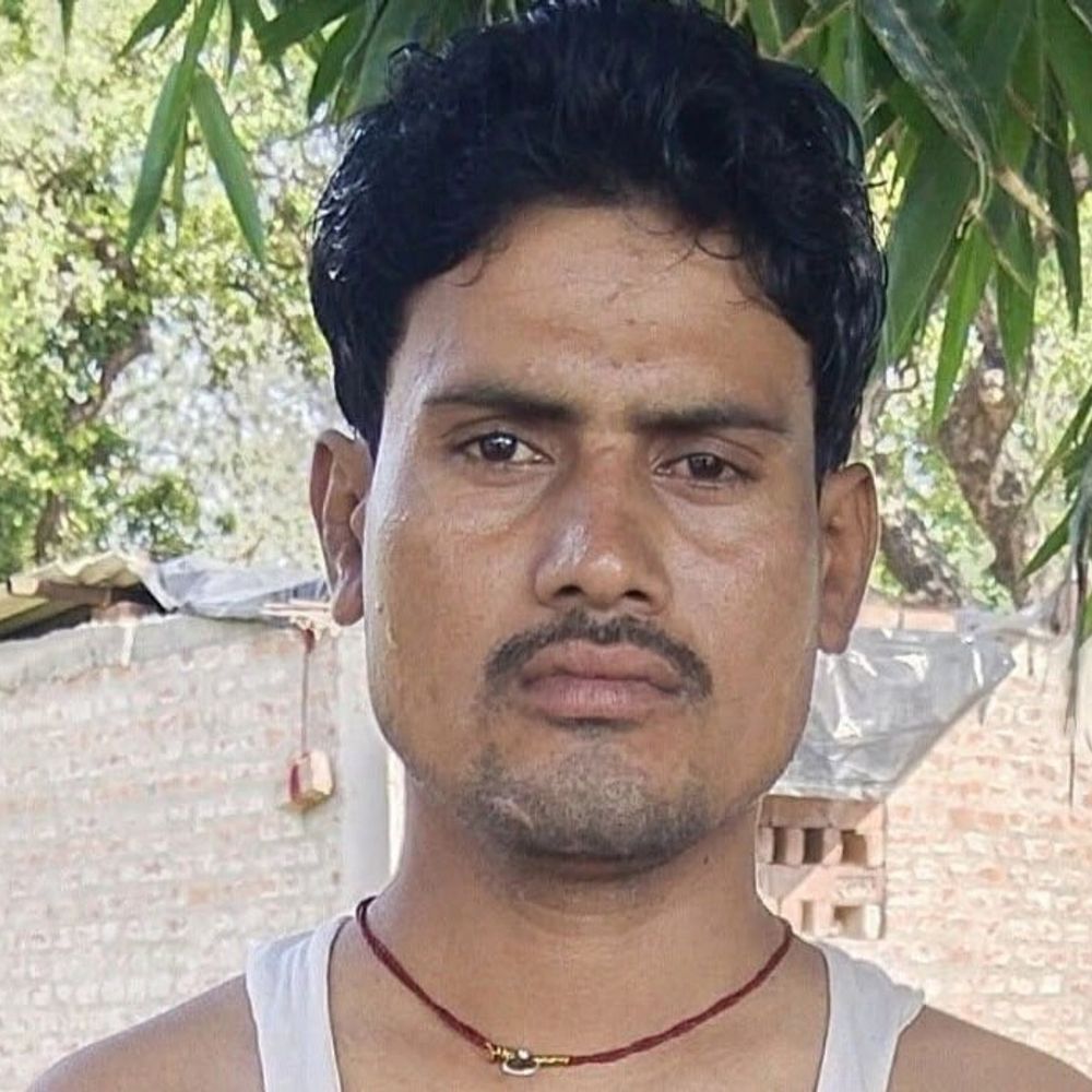 पटना-बक्सर फोरलेन पर युवक की मौत:कंटेनर से टकराई स्कॉर्पियो, हादसे में सात लोग घायल; बारात से वापस घर लौट रहे थे