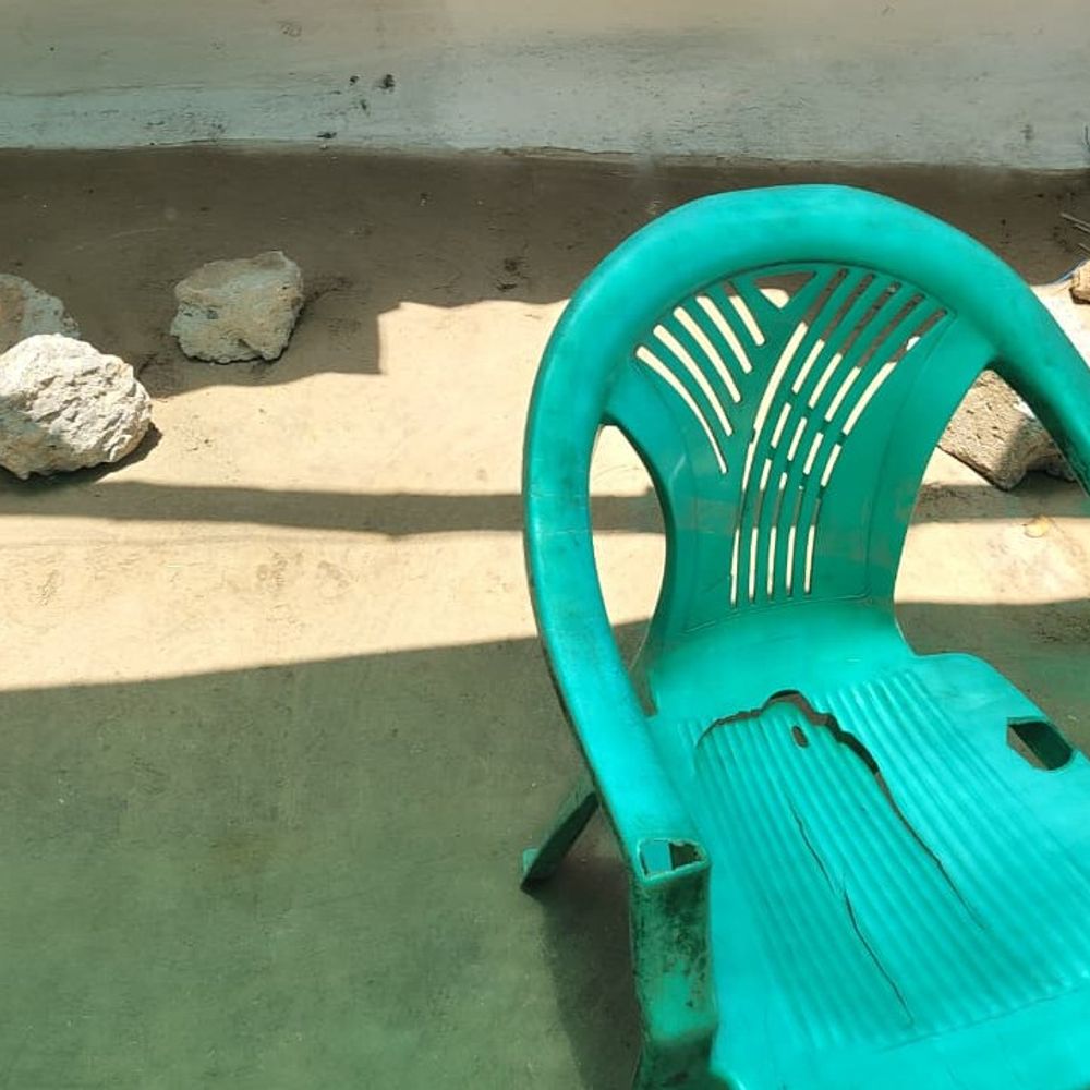 सट्टे की शिकायत करने पर घर में घुसकर हमला:छिंदवाड़ा में सटोरिए के बेटों ने गाड़ियों में की तोड़फोड़; पूरे परिवार को पीटा
