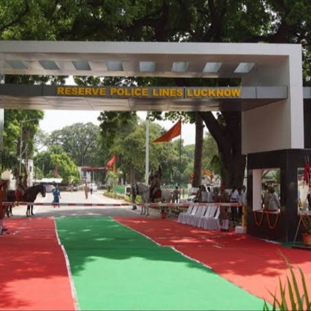 सिपाही के वीडियो का असर:लखनऊ पुलिस लाइन में 12 पुलिसकर्मी हटाए गए, अब सॉफ्टवेयर तय करेगा किसकी लगेगी ड्यूटी