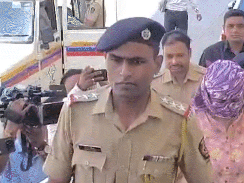 नासिक TCS केस- मुख्य आरोपी निदा खान हिरासत में:यौन उत्पीड़न और धार्मिक भावनाएं आहत करने के आरोप; अब तक 9 FIR दर्ज