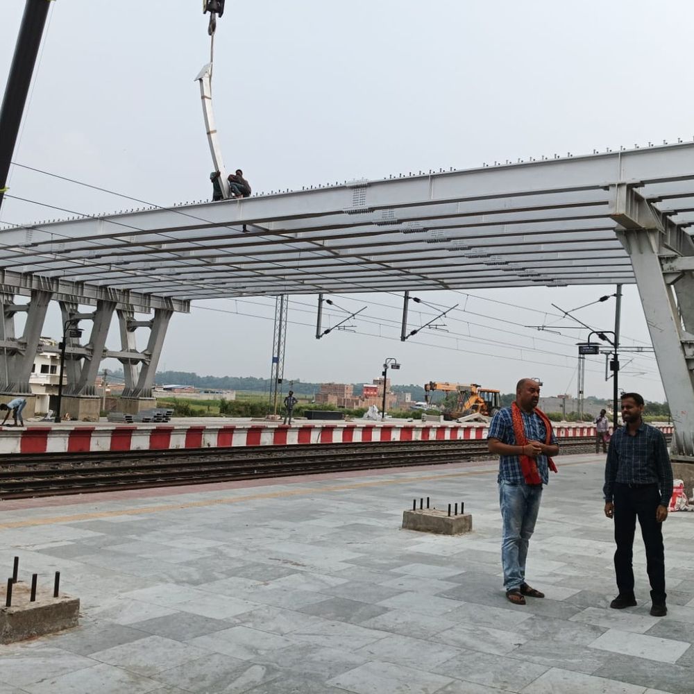 सहरसा-मानसी रूट पर 3 घंटे 40 मिनट का मेगा ब्लॉक:सिमरी बख्तियारपुर में फुट ओवरब्रिज निर्माण से कई ट्रेनें प्रभावित
