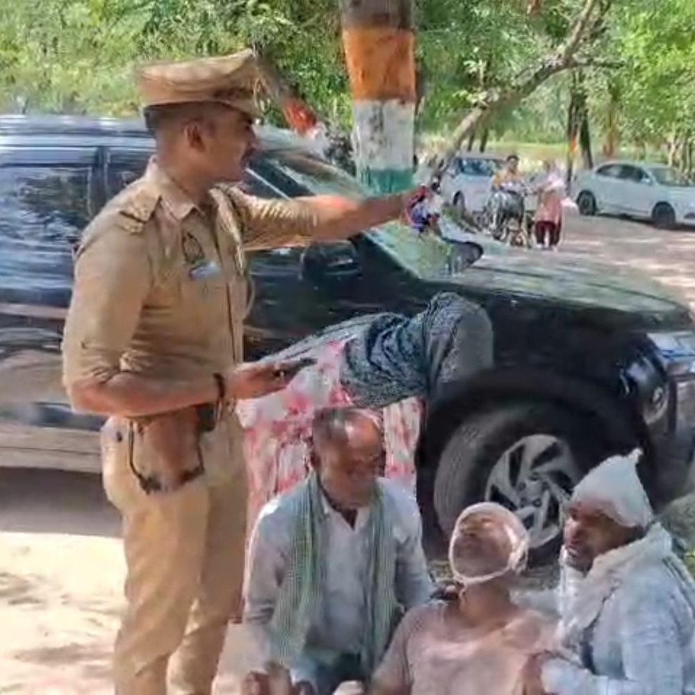 फिरोजाबाद में छेड़छाड़ का विरोध करने पर हमला:पुलिस पर कार्रवाई न करने का आरोप, पीड़ित परिवार एसपी से लगाई न्याय की गुहार