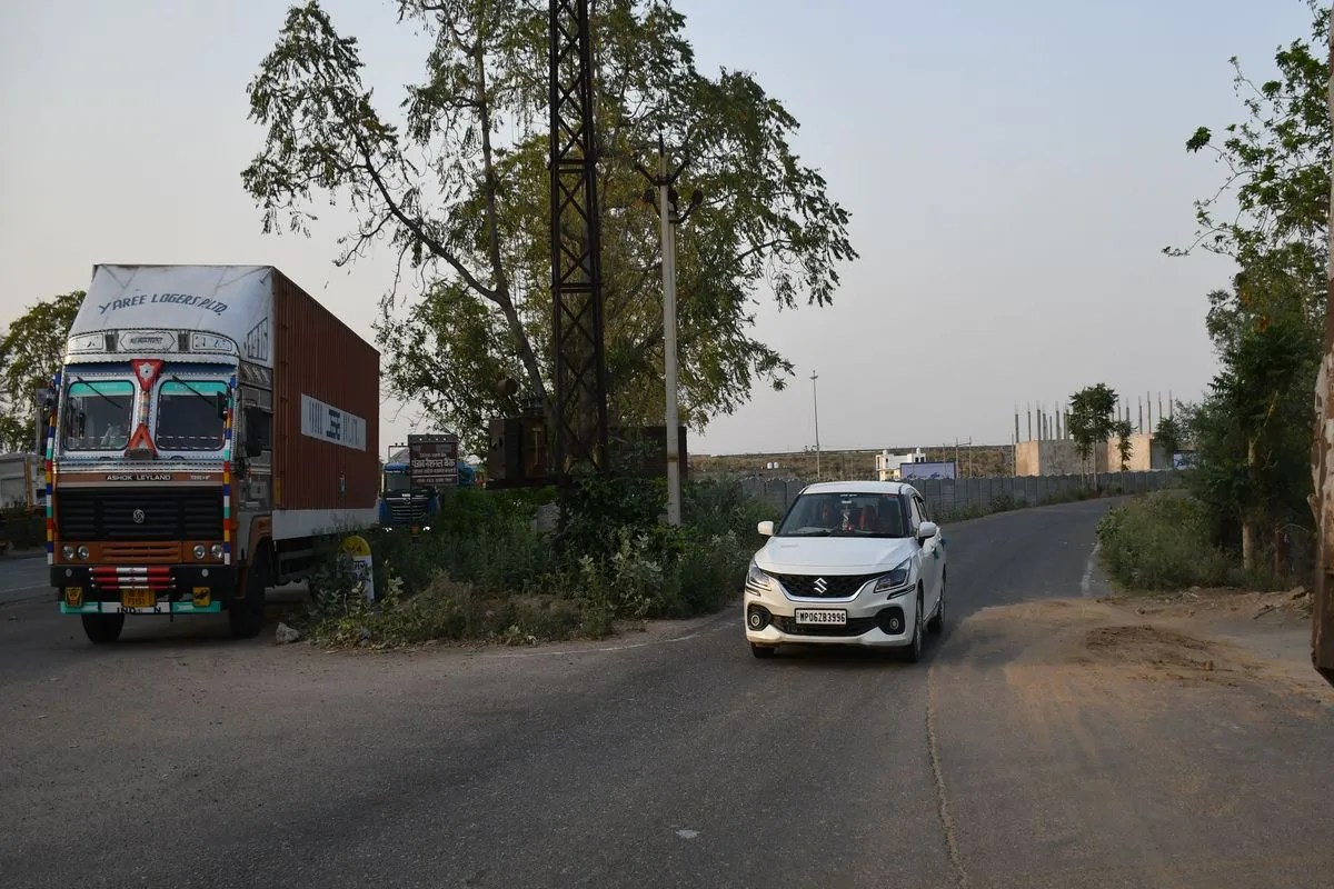 Dholpur: शहर सीमा क्षेत्र के पास दो बाइपास का होना है निर्माण, जमीन के बदले जमीन प्रक्रिया से उलझा काम