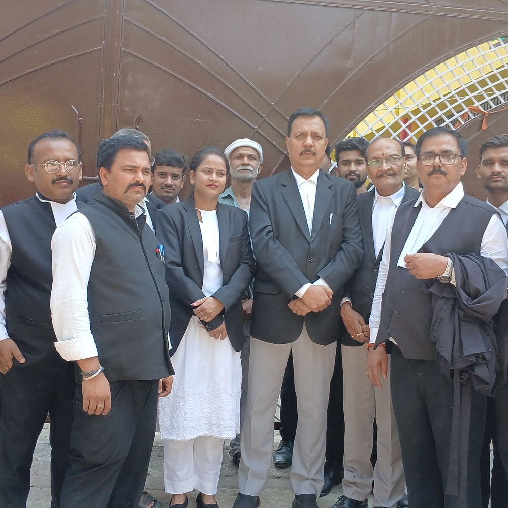 गोपालगंज में JDU विधायक, CA की गिरफ्तारी पर रोक बरकरार:जमानत याचिका पर अगली सुनवाई 19 मई को, भाई को राहत नहीं