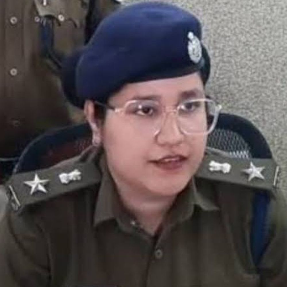 लखीसराय में 2 थानाध्यक्ष सहित 3 पुलिस ऑफिसर सस्पेंड:SP ने लापरवाही और अनुशासनहीनता पर की सख्त कार्रवाई