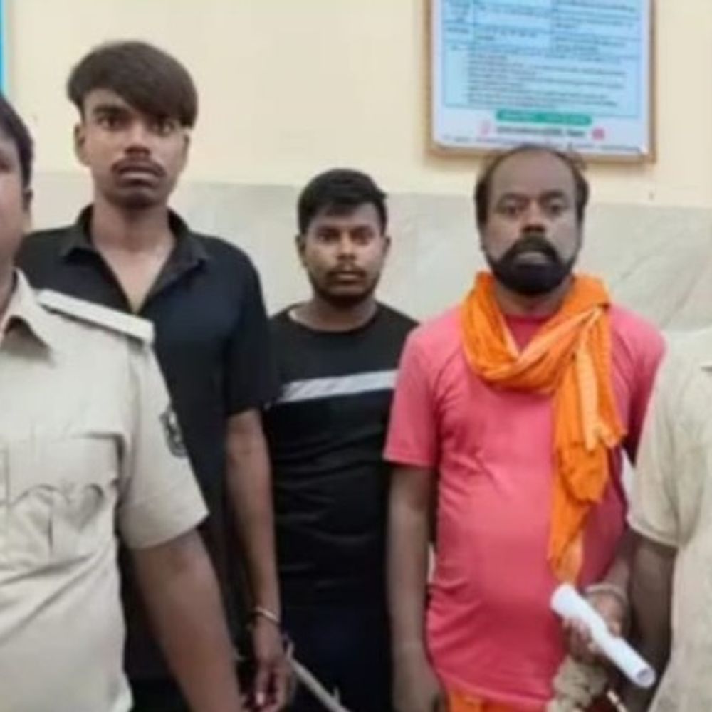 अस्थावां में मारपीट के 4 आरोपी गिरफ्तार:पुलिस ने गांव में छापेमारी कर की कार्रवाई, कोर्ट ने जेल भेजा