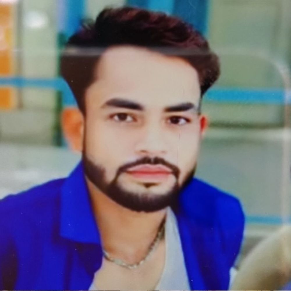 शाहजहांपुर में युवक का शव आम के बाग में मिला:रात में घर से निकला था,एक साल पहले हुई थी शादी
