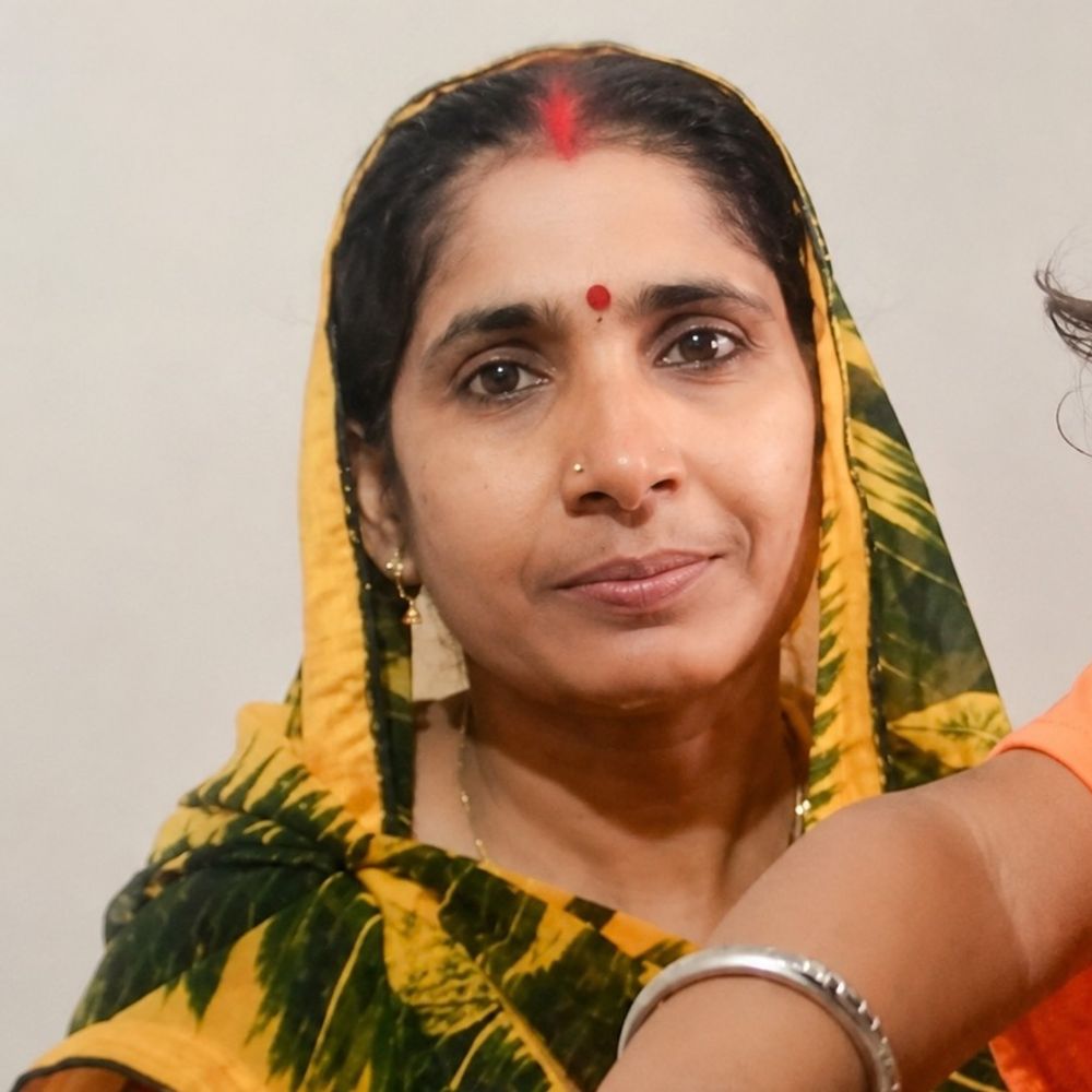सीवान में पट्टीदारों के विवाद में मां की मौत:धारदार हथियार से हमला, बेटा गंभीर; ग्रामीणों ने पहुंचाया स्वास्थ्य केंद्र ,FIR दर्ज