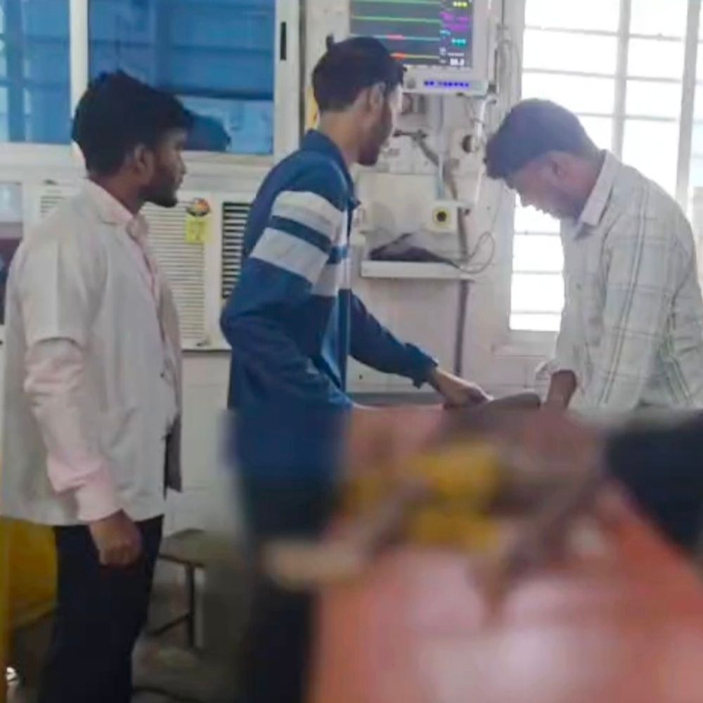 शेखपुरा में तालाब में डूबा 7 वर्षीय बालक, मौत:दोस्तों के साथ नहाने गया था,ग्रामीणों ने बाहर निकाला