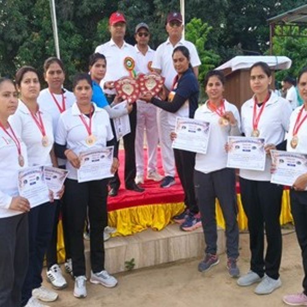 लखनऊ जोन कबड्डी क्लस्टर प्रतियोगिता संपन्न:लखीमपुर में टीमों ने पुरुष-महिला दोनों वर्गों में जीते खिताब