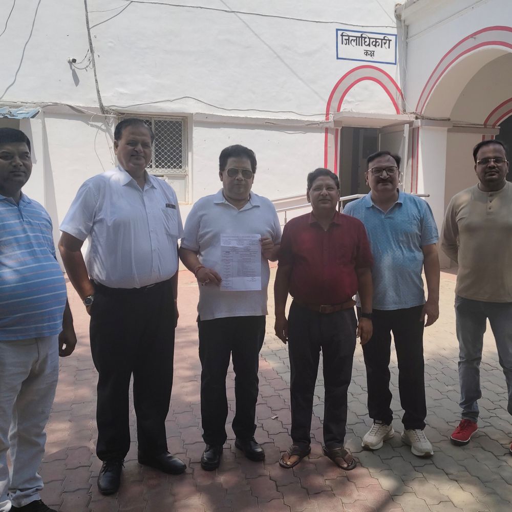 प्राइवेट डॉक्टरों ने डीएम से की मुलाकात:रायबरेली शहर की यातायात, बुनियादी समस्याओं के समाधान की मांग