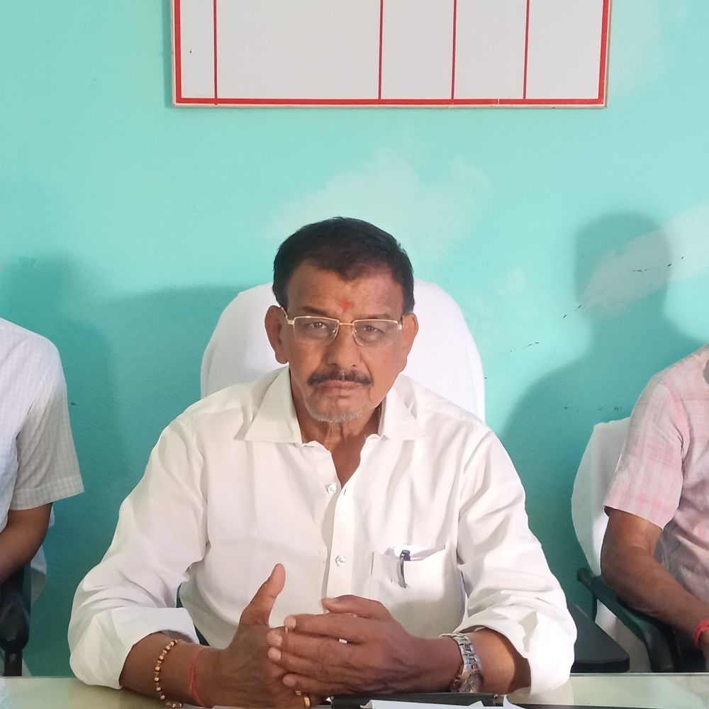 मधुबनी नगर निगम कार्यालय में बैठक:अलग-अलग वार्डों के पार्षद रहे मौजूद, मेयर बोले- विकास कार्यों के प्रति पूरी तरह प्रतिबद्ध