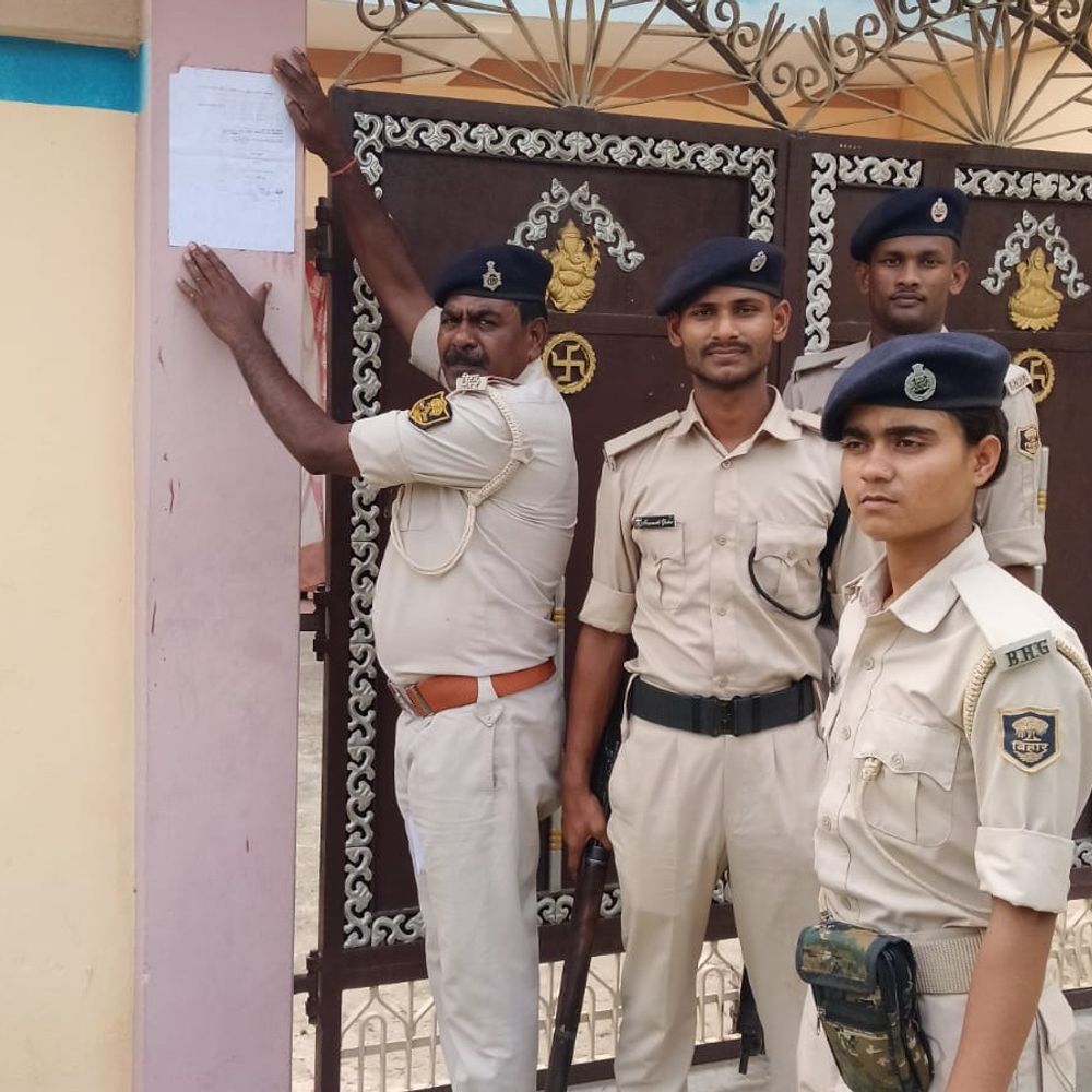 मधुबनी पुलिस ने 68 अभियुक्तों को किया गिरफ्तार:हत्या, लूट सहित कई गंभीर मामलों के आरोपियों को पकड़ा