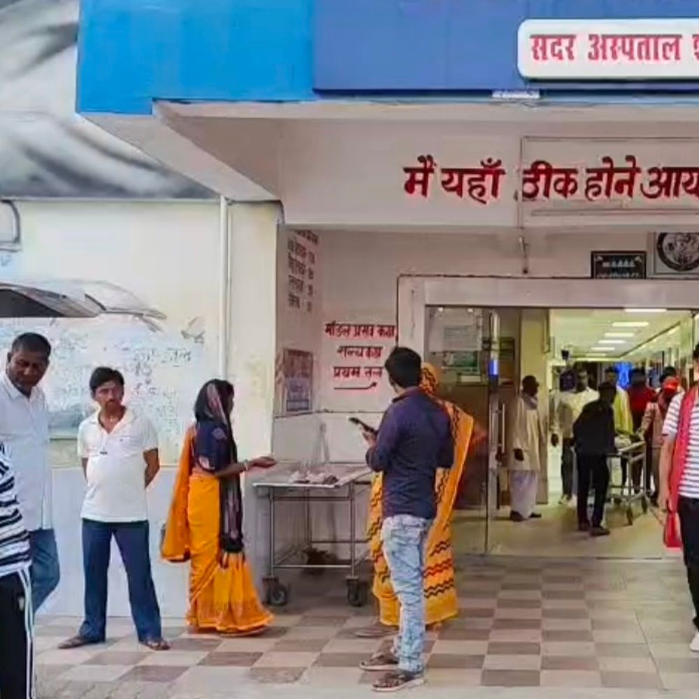 शेखपुरा में बाइकों की टक्कर, 2 युवक घायल:बेहोशी की हालत में अस्पताल पहुंचाया, पावापुरी रेफर; ससुराल से लौटते समय हादसा