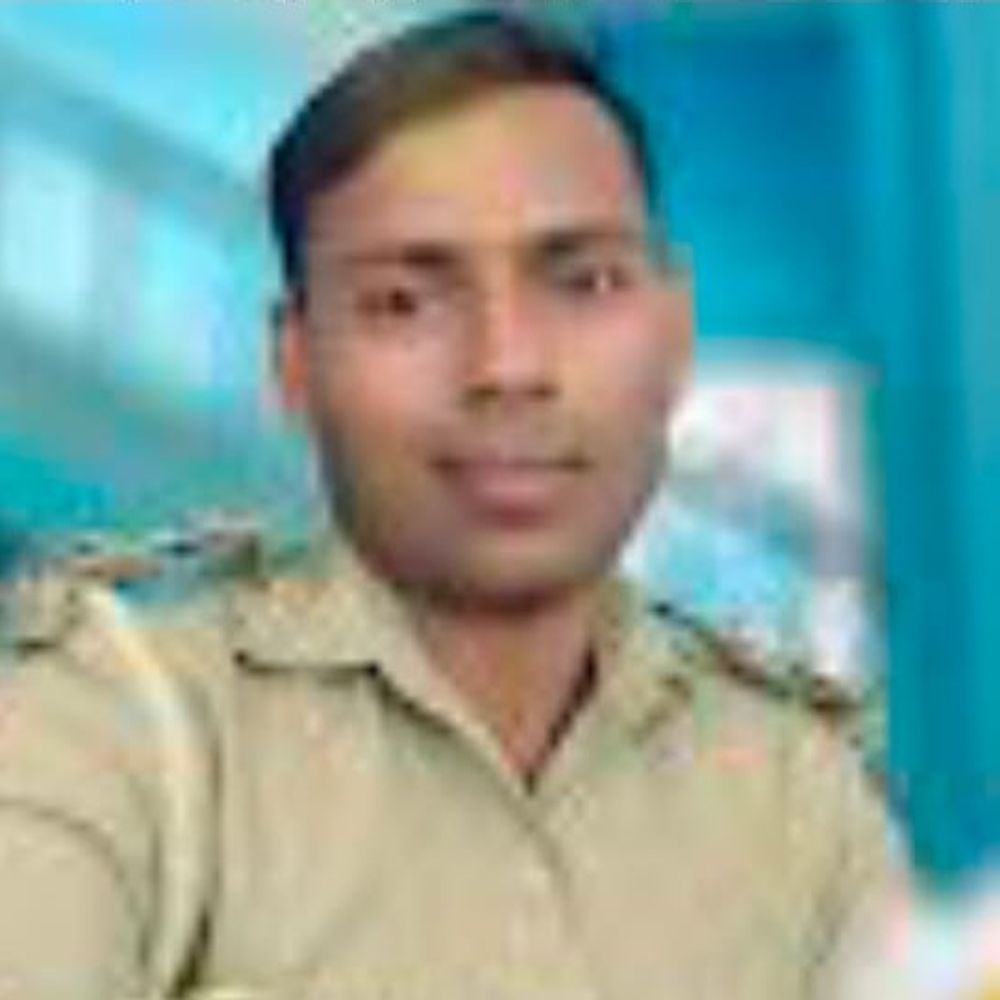 बेतिया में लापरवाही के आरोप में थानेदार सस्पेंड:डिपार्टमेंटल गाइडलाइन्स की अनदेखी में SP डॉ. शौर्य सुमन का एक्शन