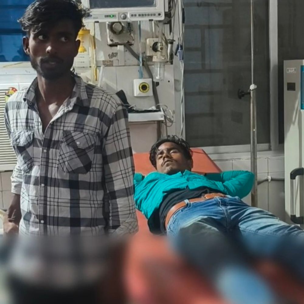 शेखपुरा में बाइक-ट्रैक्टर की टक्कर में 2 युवक घायल:शादी समारोह में जाने के दौरान हादसा, गंभीर हालत में हायर सेंटर रेफर