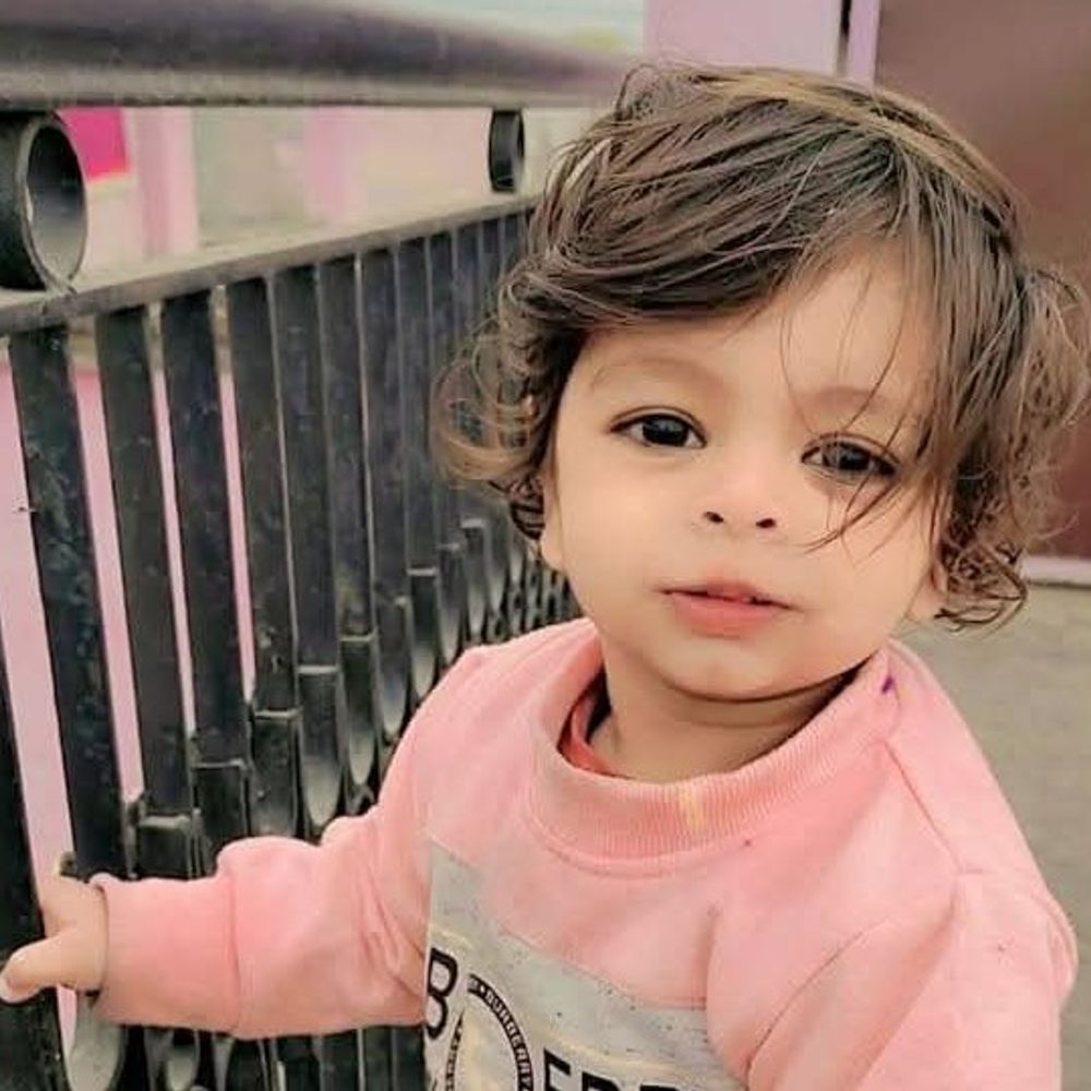 स्कॉर्पियो ने 2 साल के बच्चे को कुचला, मौत:सीतामढ़ी में ग्रामीणों ने वाहन में लगाई आग, चालक फरार