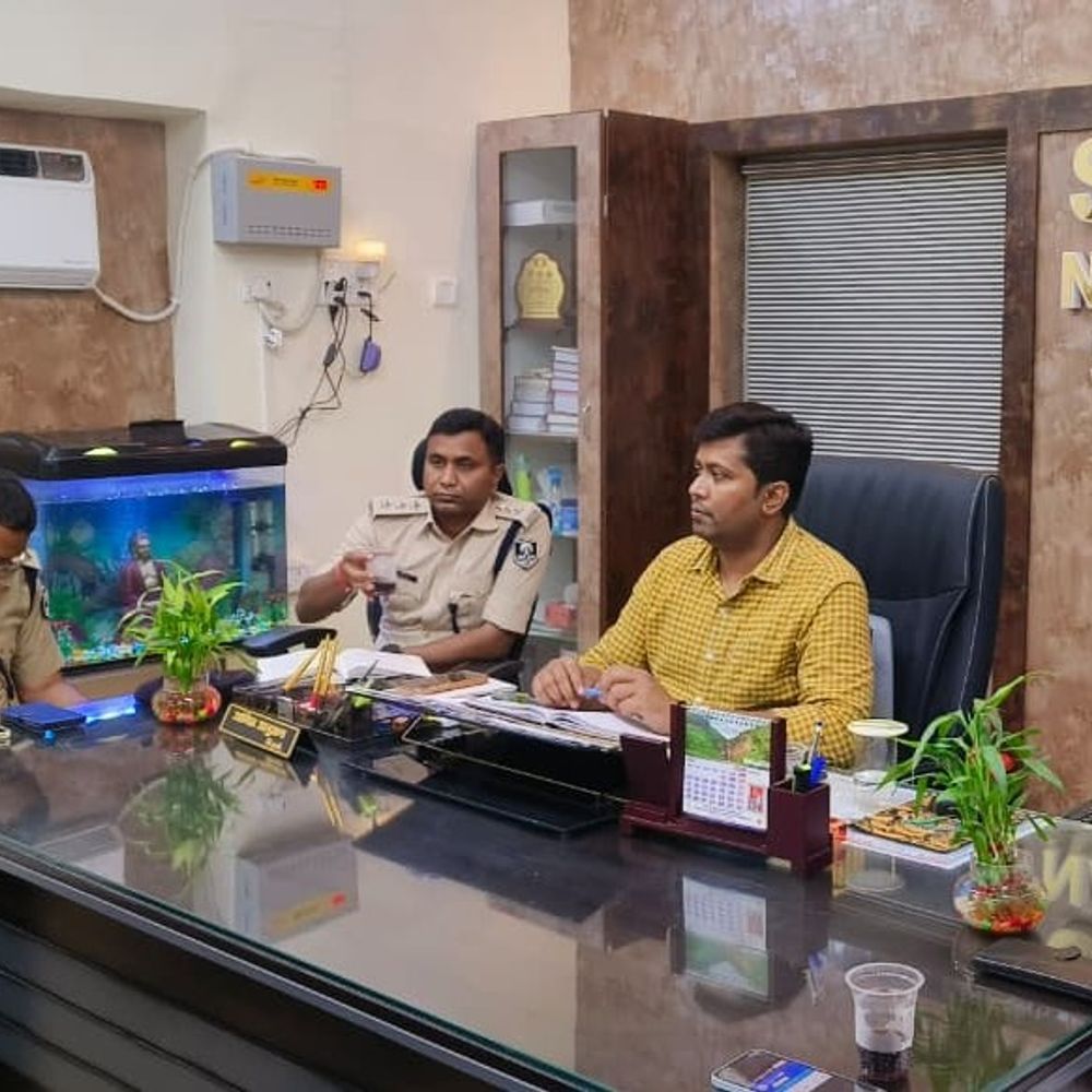 नवादा में बकरीद को लेकर शांति समिति बैठक:आपसी भाईचारे, सौहार्द और शांति के साथ पर्व मनाने की अपील