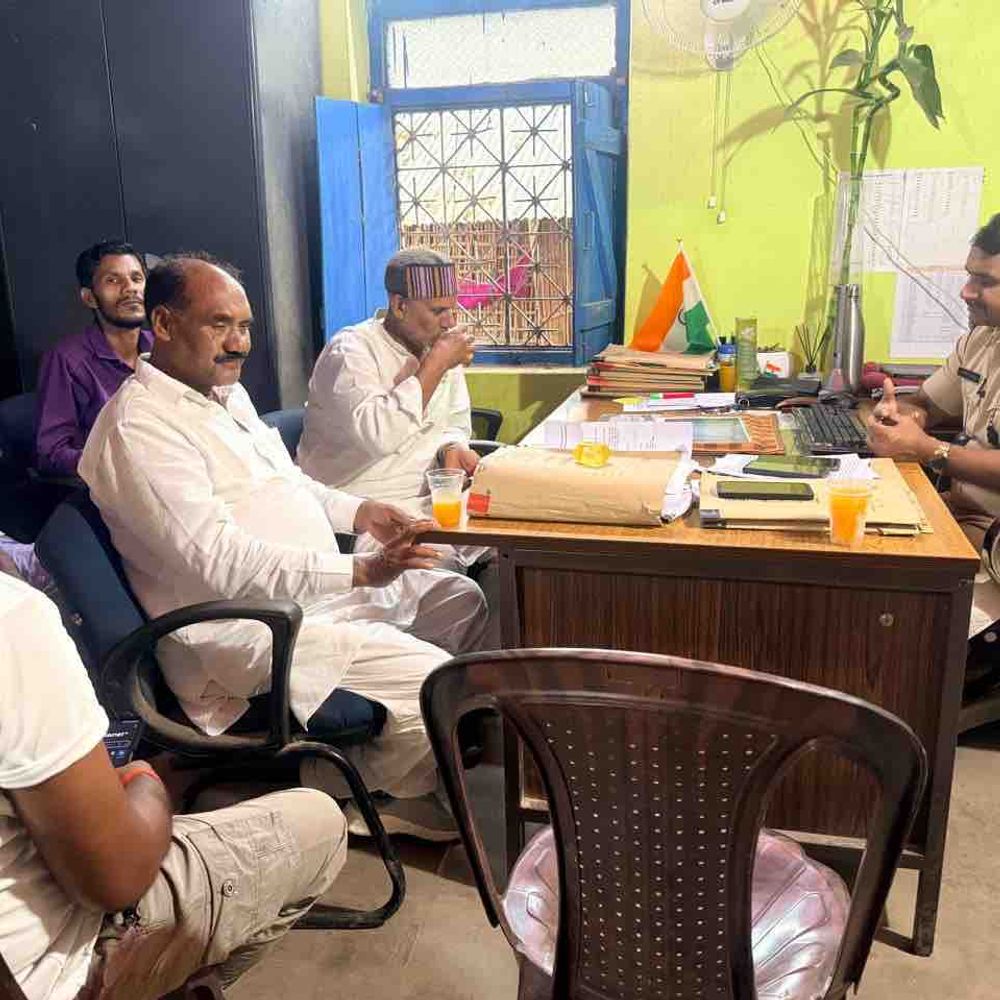 कटिहार के सभी थानों में जन-संवाद कार्यक्रम आयोजित:थानाध्यक्षों ने सुनीं लोगों की शिकायतें, त्वरित समाधान का भरोसा दिया