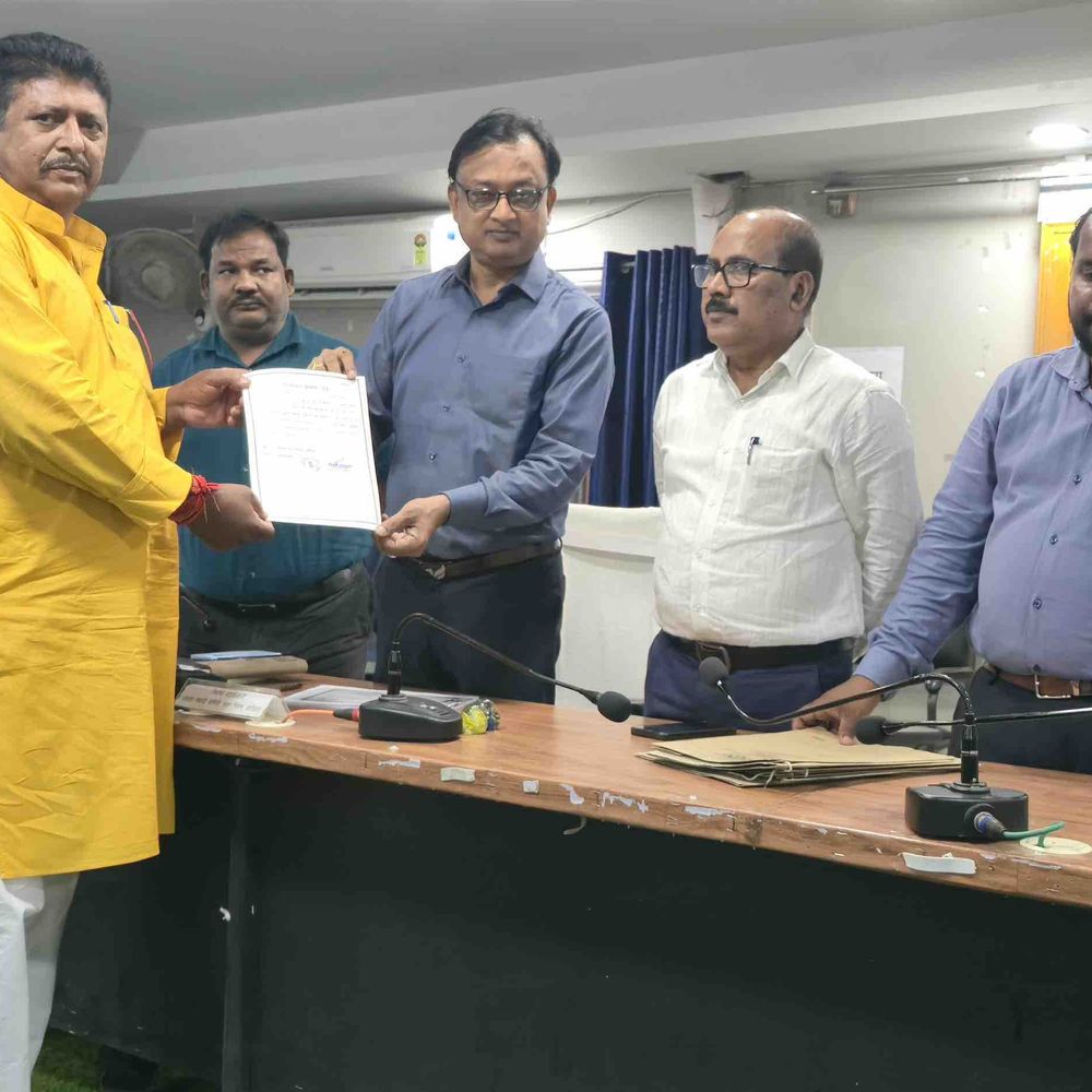 कटिहार नगर निगम सशक्त स्थायी समिति चुनाव संपन्न:सात सदस्य निर्वाचित, उप विकास आयुक्त ने दिलाई शपथ