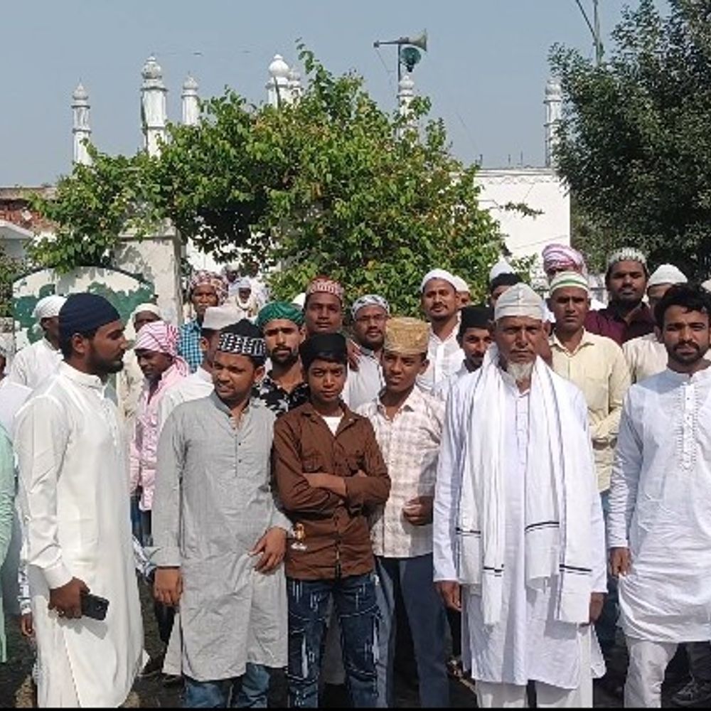 गया के कोंच में सौहार्द के साथ मनी बकरीद:ईदगाहों में अदा की गई नमाज, नेताओं ने दिया भाईचारे का संदेश