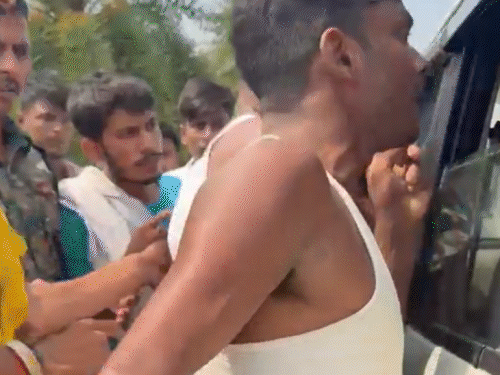 ‘तेजस्वी अपने समर्थकों को मर्यादा में रखिए, बिहार बदल गया’:हम ने दी चेतावनी; संतोष सुमन बोले- दबंगई का दौर खत्म हो चुका है
