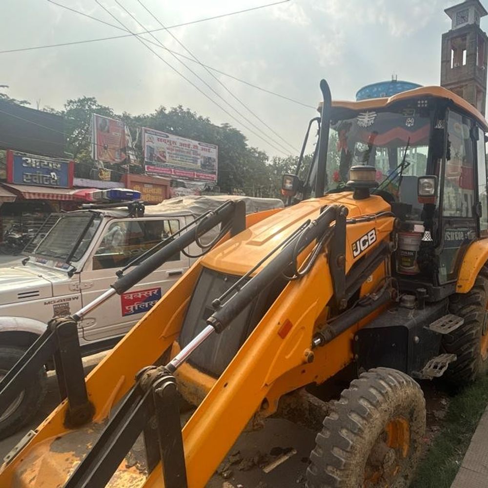 बक्सर में अवैध खनन पर प्रशासन ने की कार्रवाई:59 लाख रुपए से अधिक का लगाया जुर्माना, एजेंसियों को वैध स्रोतों से खनिज सामग्री मंगवाने का आदेश