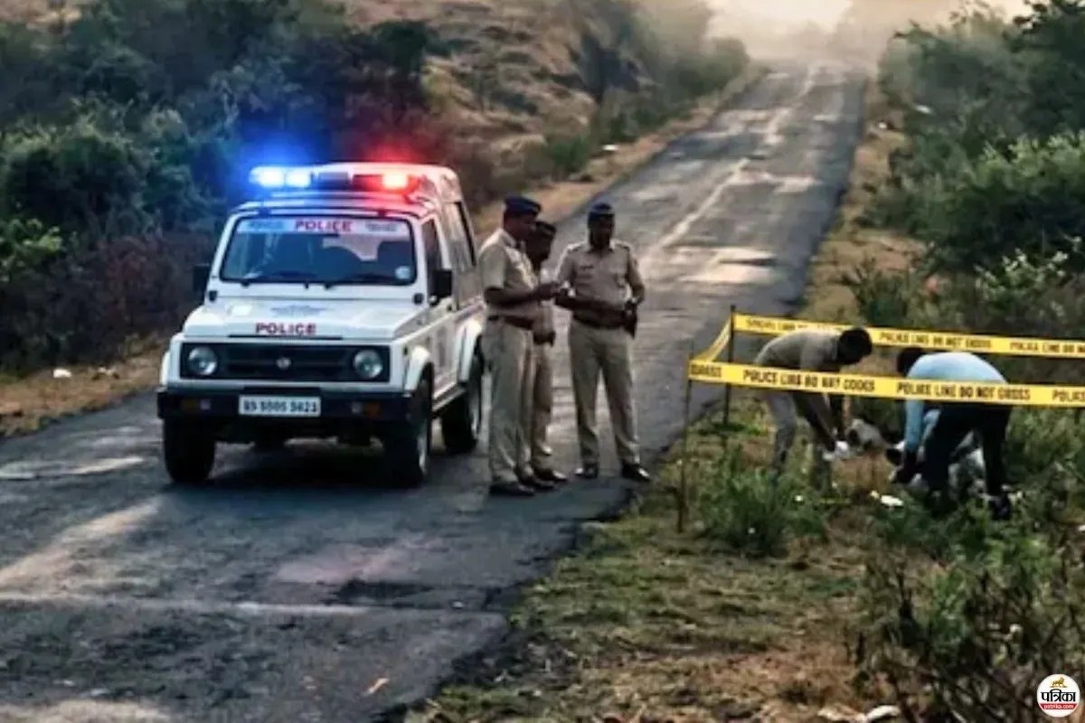 ‘तुम मेरे घर बार-बार क्यों आते हो? आगे से फिर मत दिखना’, पत्नी के सामने कथित प्रेमी की कर दी चाकू मारकर हत्या