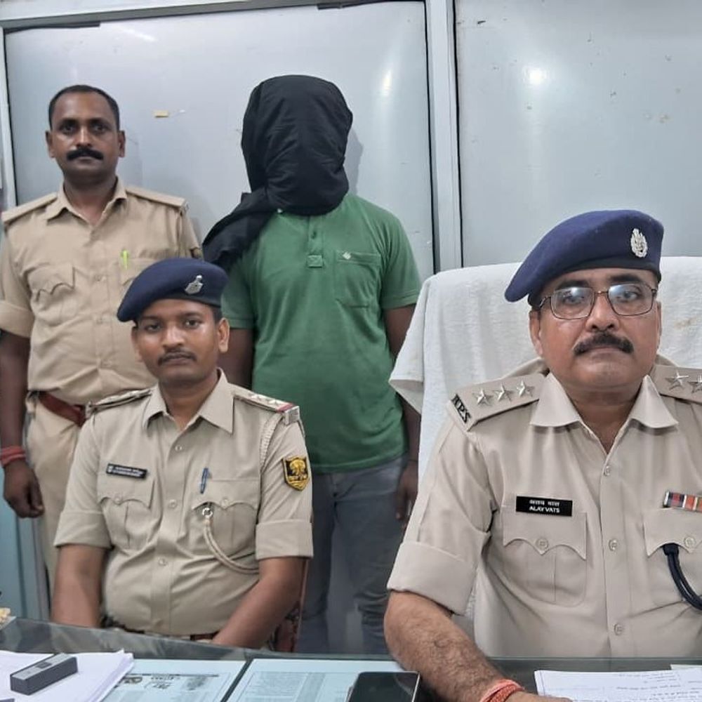 एमआर लूटकांड का एक आरोपी गिरफ्तार:पुलिस ने 36 घंटे में मामले का खुलासा किया, मोटरसाइकिल-घड़ी-नकद बरामद