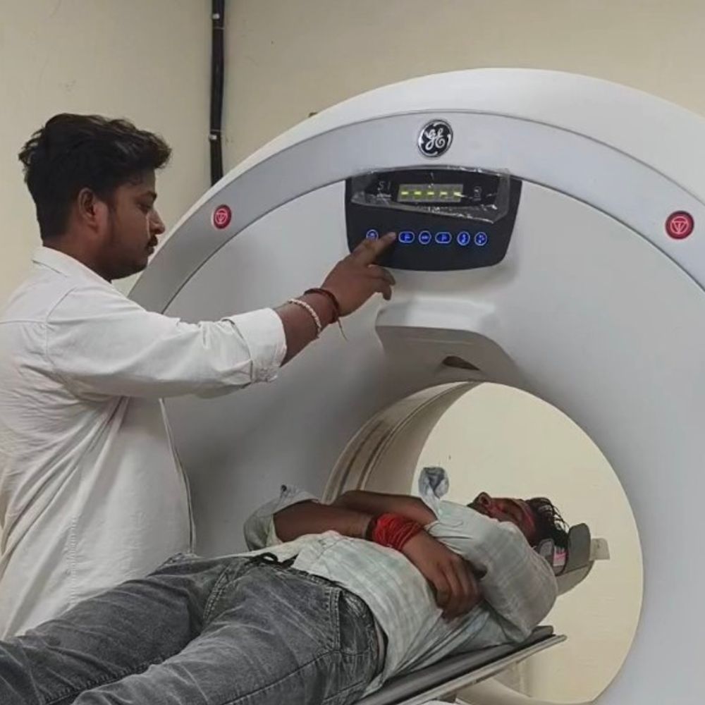 शेखपुरा में कार-बाइक टक्कर,3 घायल:दो हायर सेंटर रेफर, दुर्घटनाग्रस्त वाहन जब्त
