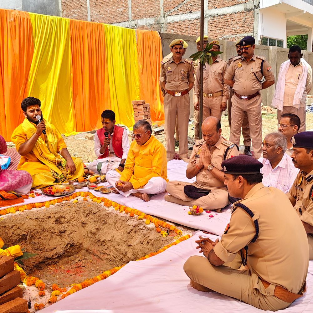 कौशांबी में होमगार्ड्स कार्यालय भवन का शिलान्यास:राज्यमंत्री ने किया भूमि पूजन, ₹284.46 करोड़ की लागत से बनेगा भवन