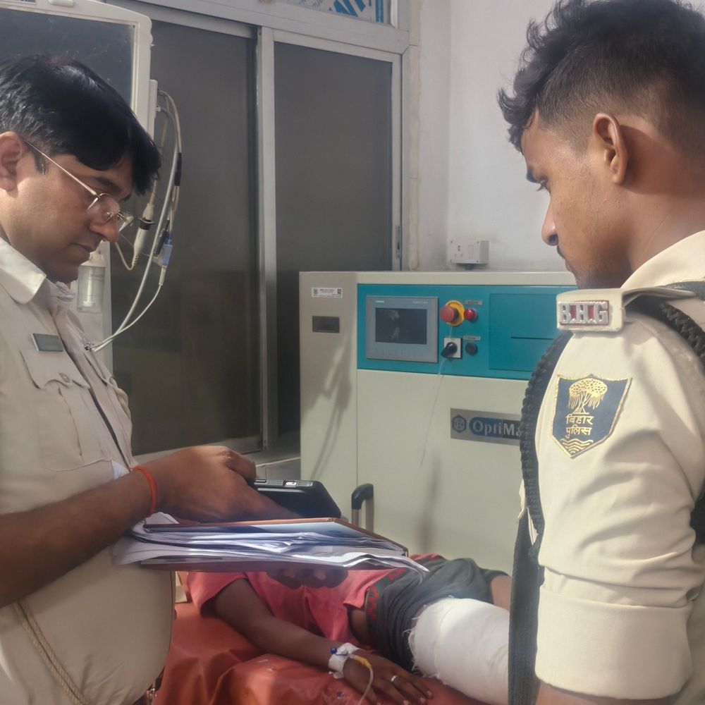 12 वर्षीय बालक को लगी गोली, जांघ से आर-पार:आठवीं कक्षा का छात्र,चेरो गांव में दो गुटों की पुरानी रंजिश में चली