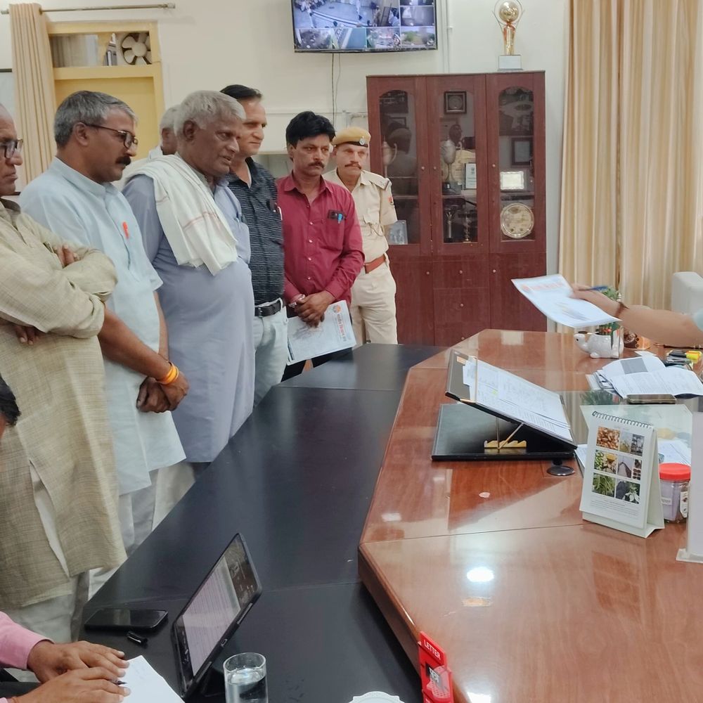 समर्थन मूल्य और मुआवजे को लेकर किसानों में आक्रोश:संघ ने सौंपा ज्ञापन, समस्याएं हल नहीं होने पर आंदोलन की चेतावनी