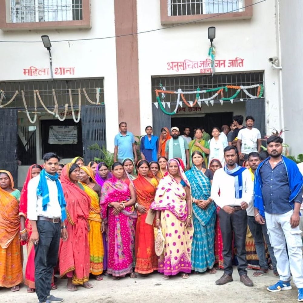 नवादा में नाबालिग से छेड़छाड़, मारपीट:युवक ने पानी की बोतल मांगने के बाद किया गलत बर्ताव, जान से मारने की धमकी