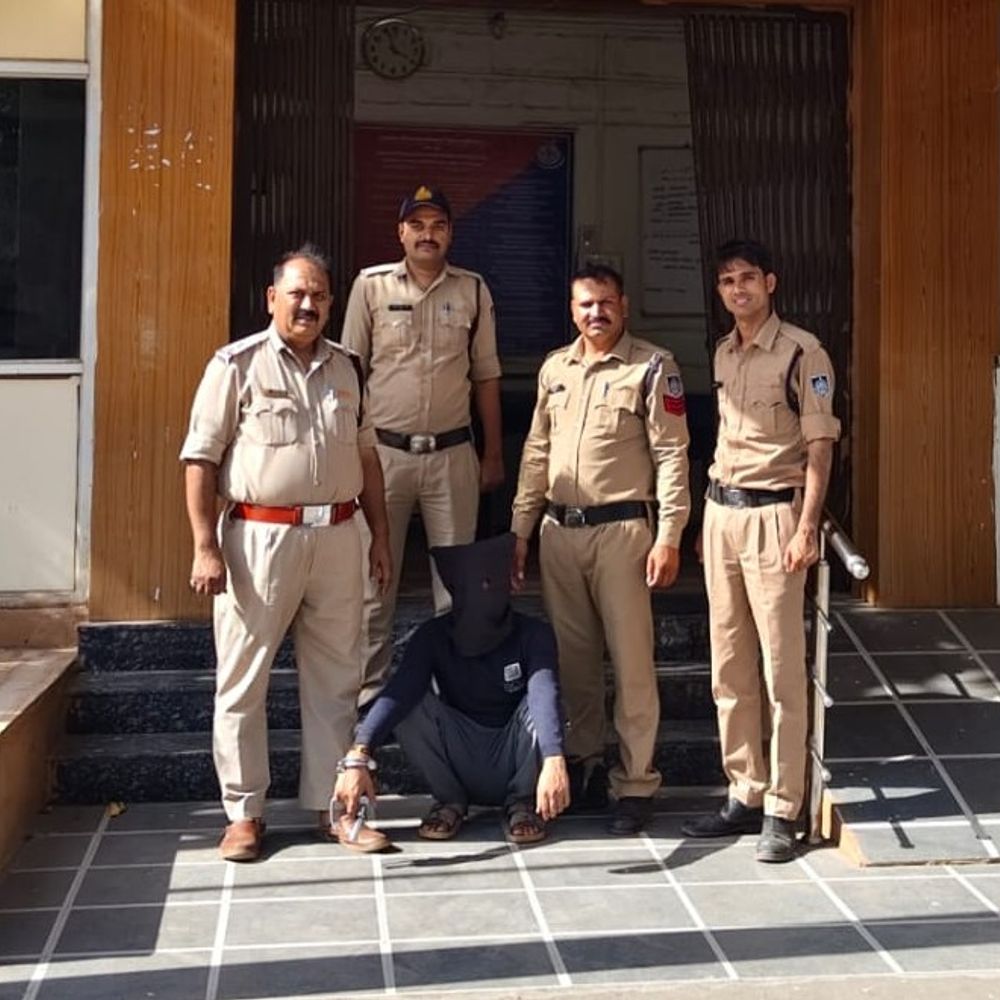 मंदसौर MD फैक्ट्री केस का मास्टरमाइंड गिरफ्तार:फरार चल रहे हुकुम सिंह को सीतामऊ पुलिस ने दबोचा, SP करेंगे पूछताछ