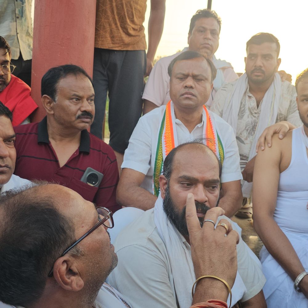 पेंड्रा मर्डर केस…बैज बोले- जनता की सुरक्षा भगवान भरोसे:दिवंगत व्यापारी को श्रद्धांजलि अर्पित की, कहा-सरकार सुशासन त्योहार मनाने में व्यस्त