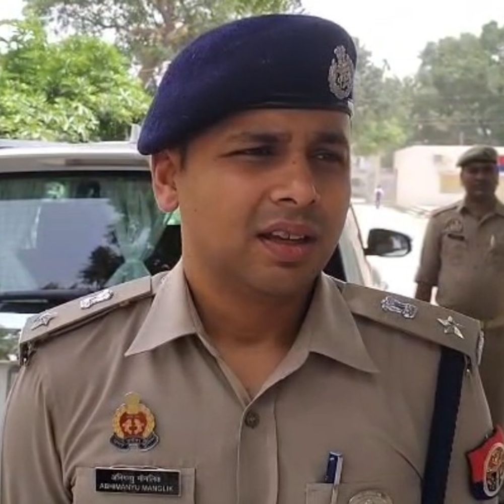 फतेहपुर में एसओजी, इंटेलीजेंस विंग के 15 पुलिसकर्मी लाइन हाजिर:फतेहपुर में कानून व्यवस्था सुधारने के उद्देश्य से हुआ प्रशासनिक फेरबदल