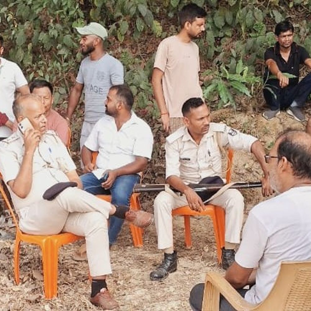 कर्मनाशा नहर किनारे लगातार दूसरे दिन मिली मानव खोपड़ी:कैमूर में पुलिस ने फॉरेंसिक जांच के लिए भेजा, कृष्ण मुरारी हत्याकांड से जुड़ा मामला