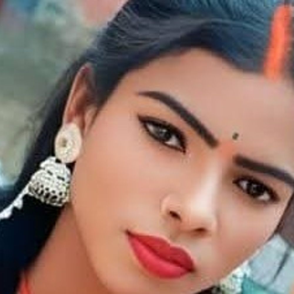 शेखपुरा में डांस के समय डांसर की मौत:सर्कस स्टेज पर अचानक गिरा युवक, परिजन ने मर्डर की आशंका जताई