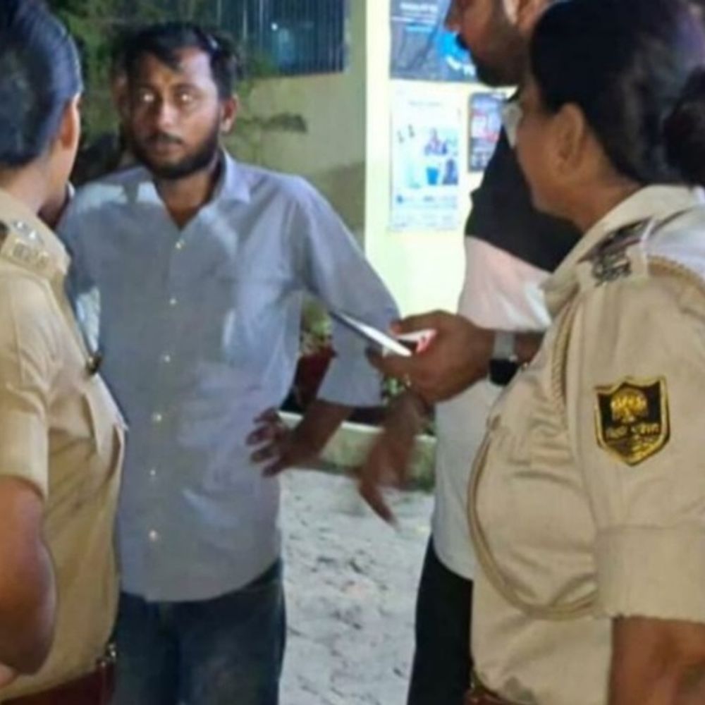 मुजफ्फरपुर में ज्वेलर्स से 3 लाख की लूट:दुकान से घर लौट रहे थे, रास्ते में हथियार के बल पर बाइक सवार अपराधियों ने रोका
