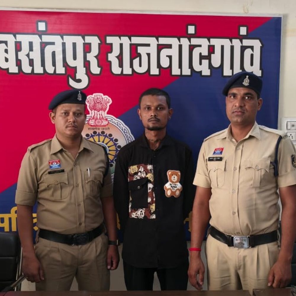 राजनांदगांव में चाकू लहराकर दहशत फैलाने वाला बदमाश गिरफ्तार:आदतन अपराधी है आरोपी,पुलिस बोली- असामाजिक तत्वों के खिलाफ सख्ती जारी रहेगी