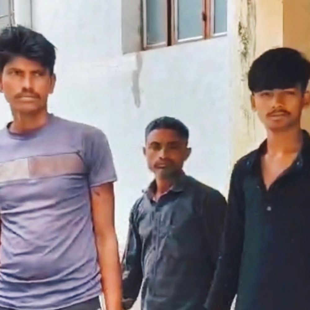 शेखपुरा में 3 शराब कारोबारी गिरफ्तार, शराब जब्त:पहले भी जेल जा चुका, 10 शराबी भी पकड़े गए