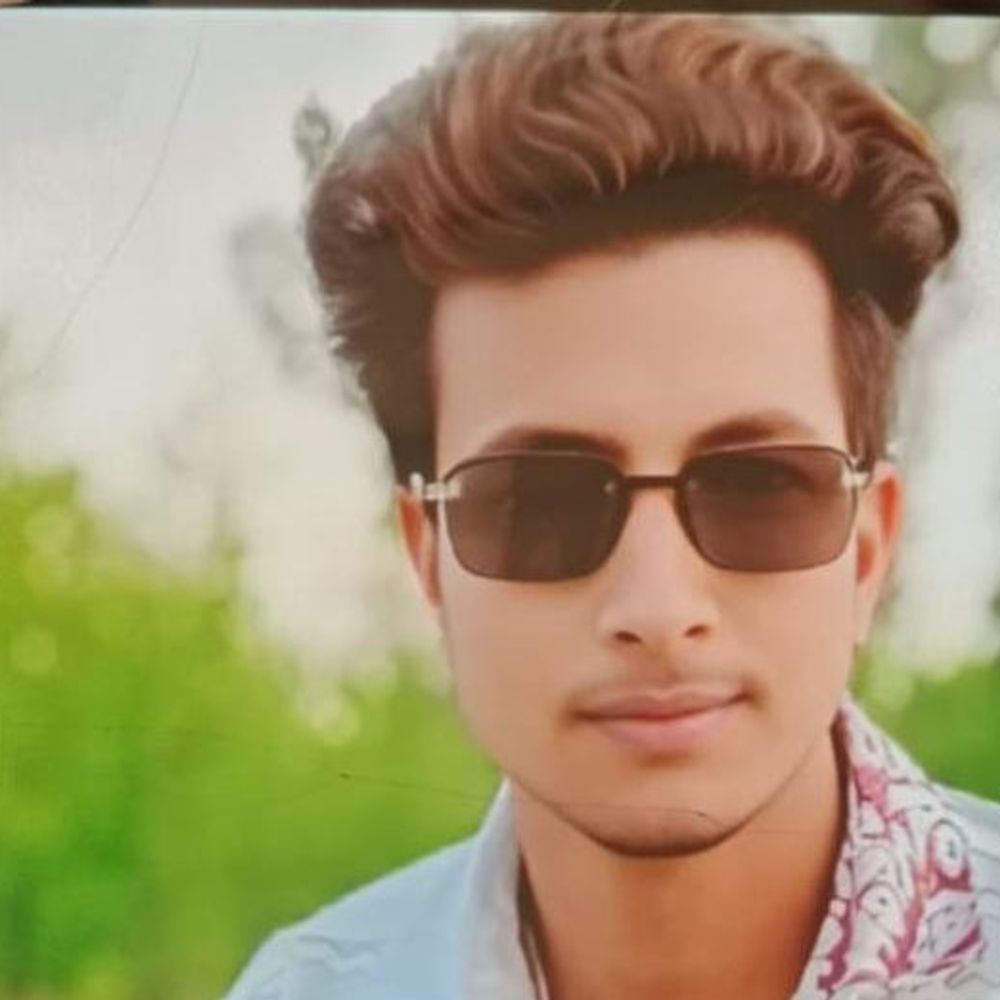 सहारनपुर में युवक ने कमरे में फंदा लगाकर जान दी:छोटे भाई ने देखा शव, पुलिस जांच में जुटी