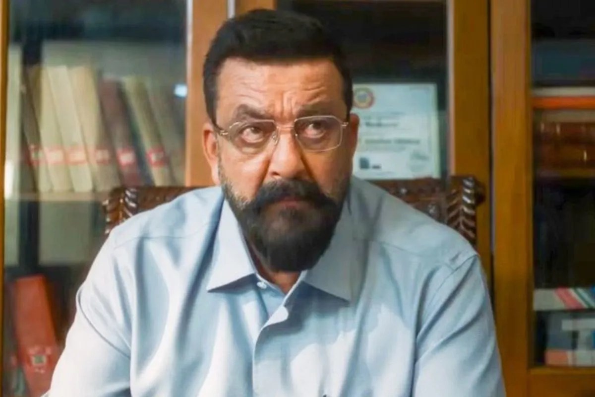 UAE बैन और PIL विवाद के बीच आज राष्ट्रपति भवन पहुंचेगी संजय दत्त की ‘आखिरी सवाल’, चर्चा तेज