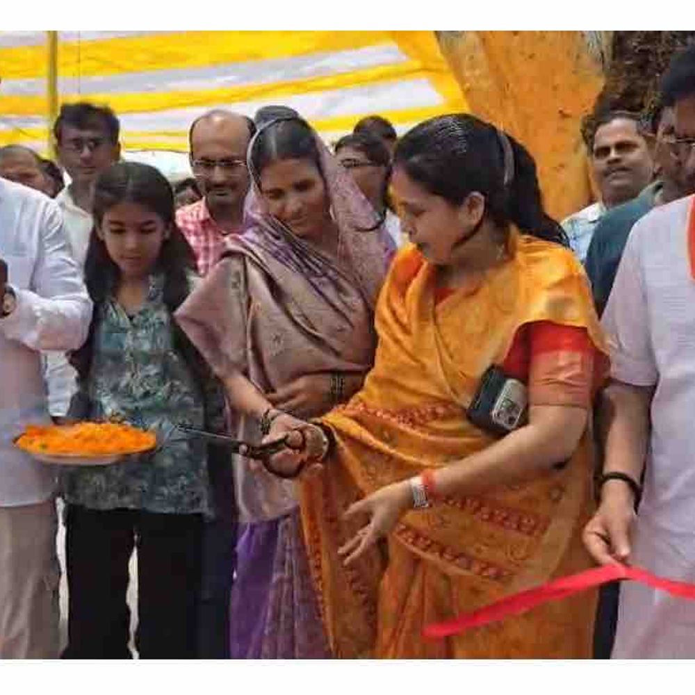 मोतिहारी में नए पोखर और सेल्फी पॉइंट का लोकार्पण:युवाओं के लिए बना आकर्षण का केंद्र, मेयर ने विकास योजनाओं का किया ऐलान