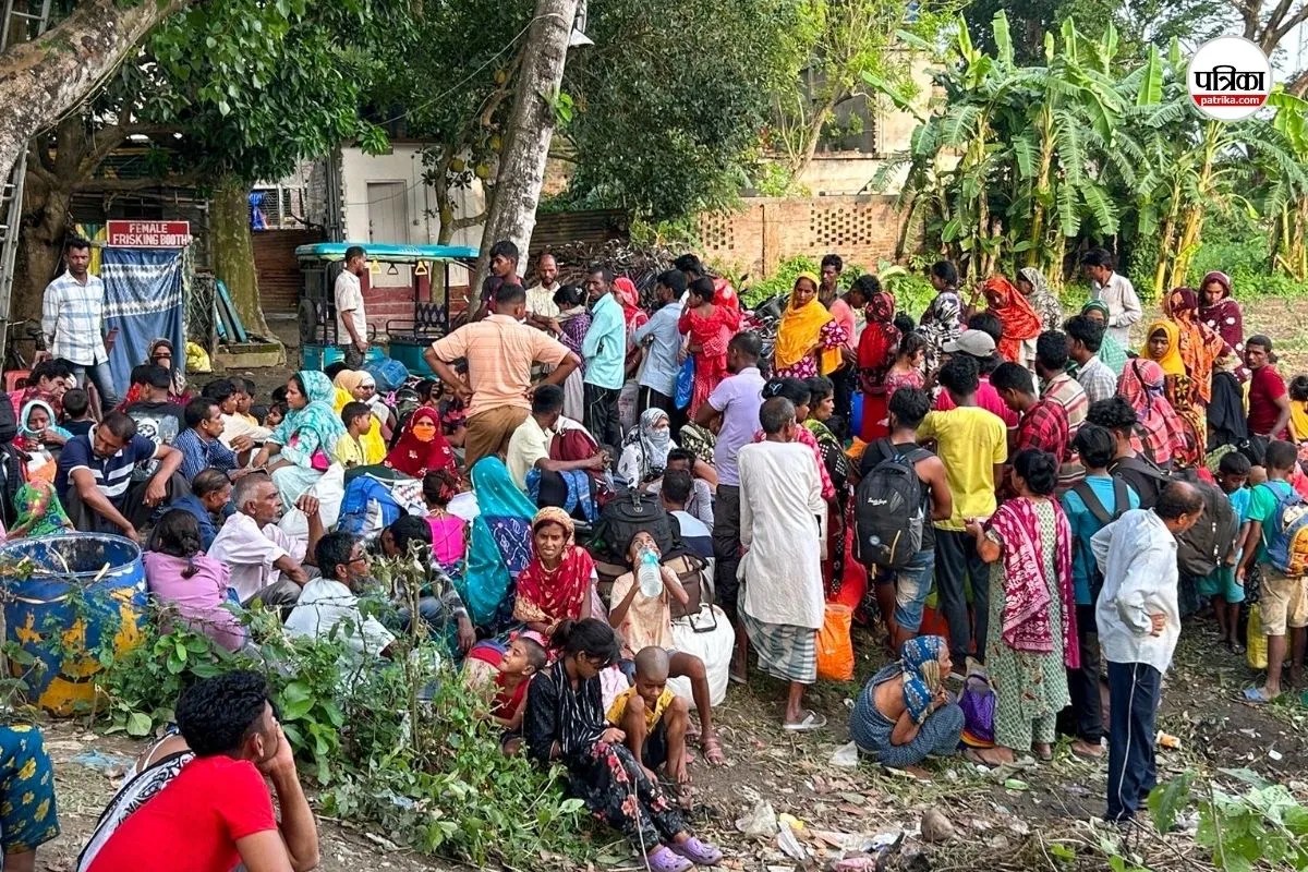‘वोट तक डाल चुके थे’, पश्चिम बंगाल में BJP सरकार आने के बाद बांग्लादेश बॉर्डर पर लगी भीड़