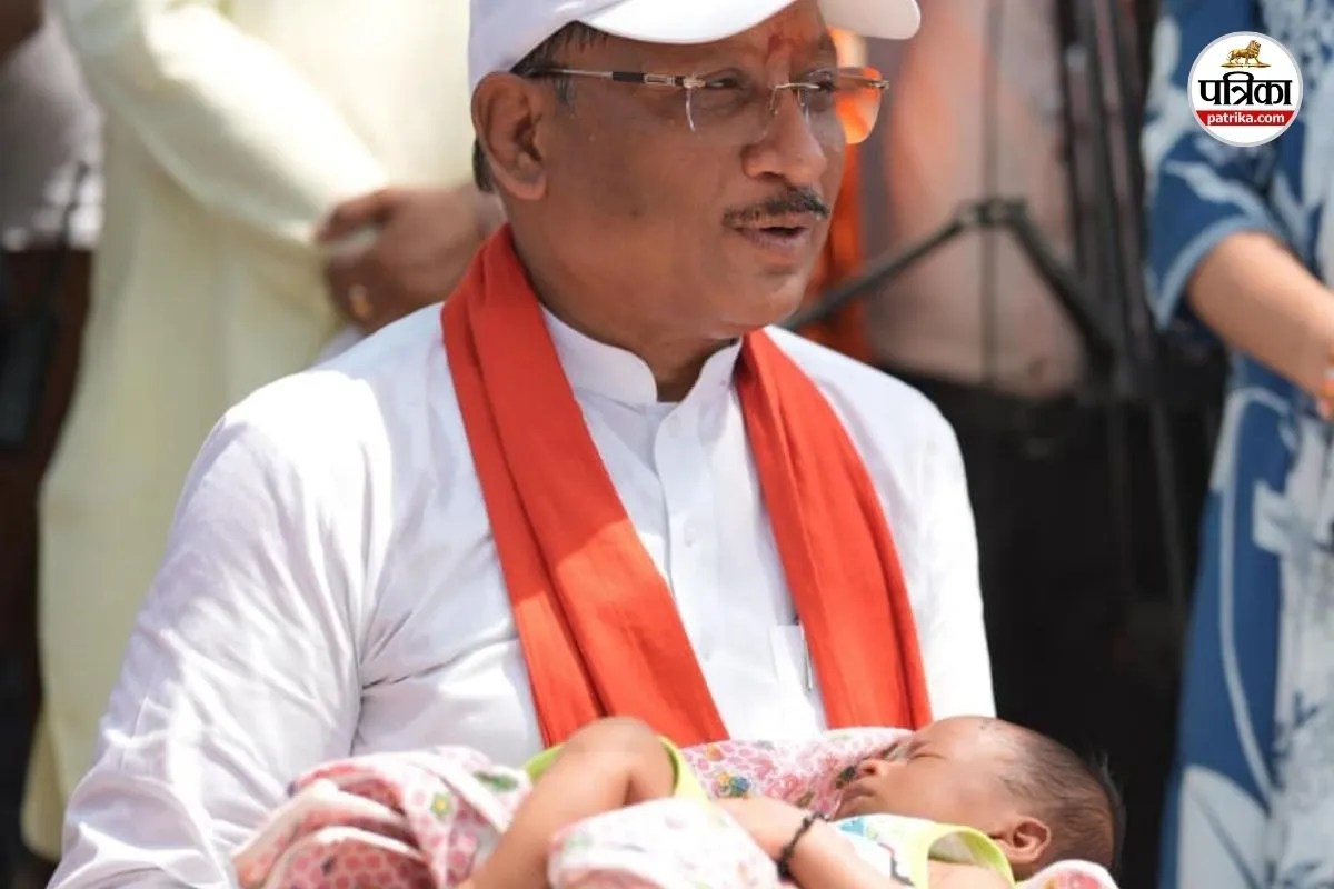 CG News: एक माह के नवजात का CM साय ने किया नामकरण, “रविशंकर” नाम से गूंजा गांव का आंगन
