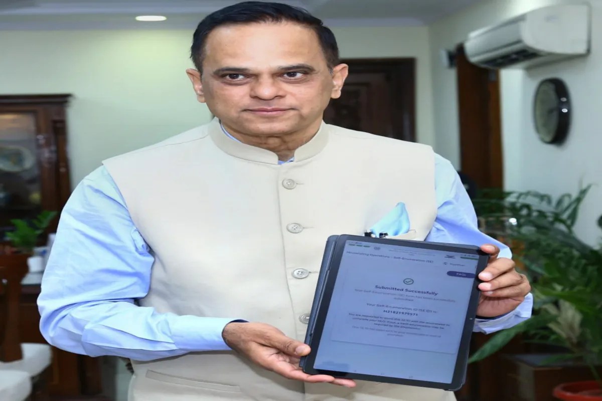 मुख्य सचिव ने डिजिटल जनगणना-2027 के तहत की ‘स्व-गणना’, नागरिकों से की महाअभियान में भागीदारी की अपील