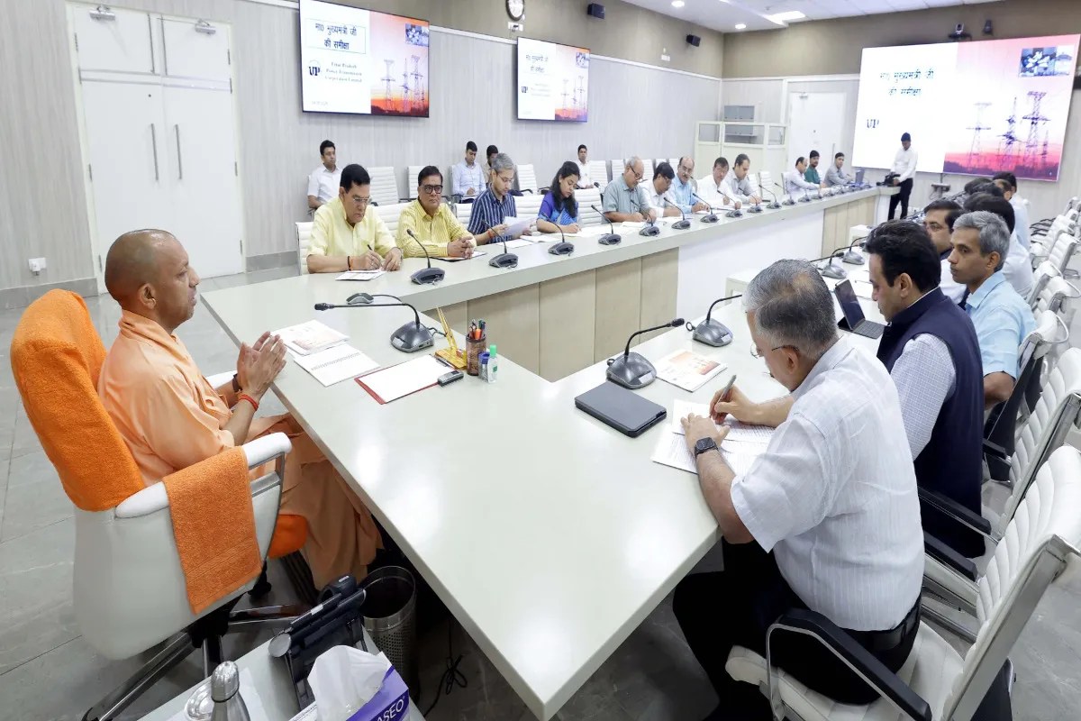 Electricity Crisis: भीषण गर्मी में बिजली व्यवस्था पर सख्त सीएम योगी, निर्बाध आपूर्ति के दिए निर्देश
